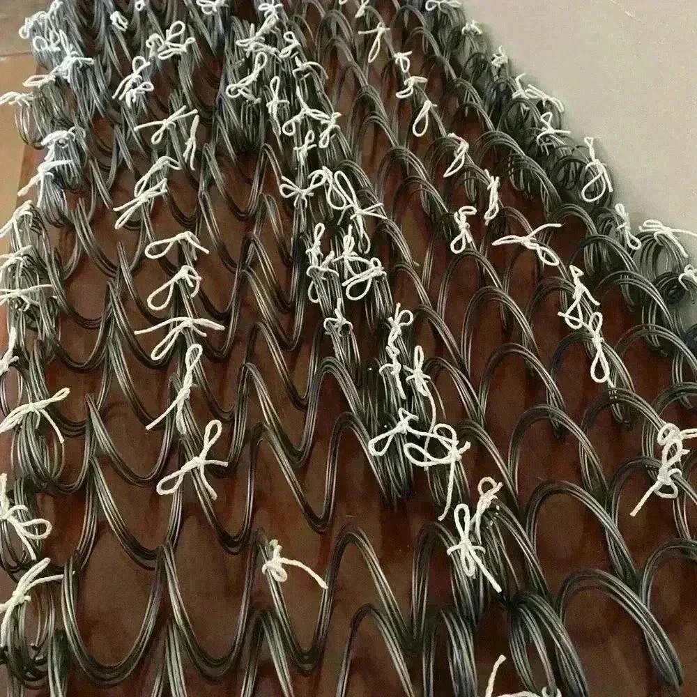 Upholstery Springs for crafts or gardens - Picture 12 of 12